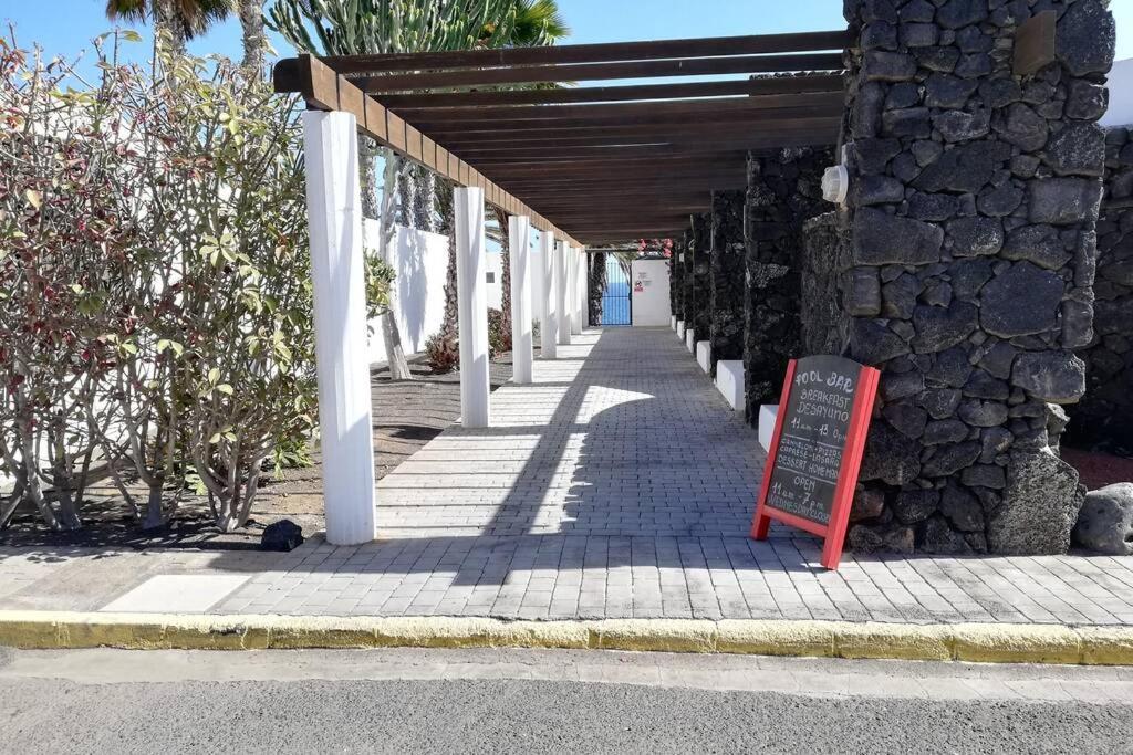 Apartamento Giovanni 09 Playa Roca Коста Тегисе Екстериор снимка