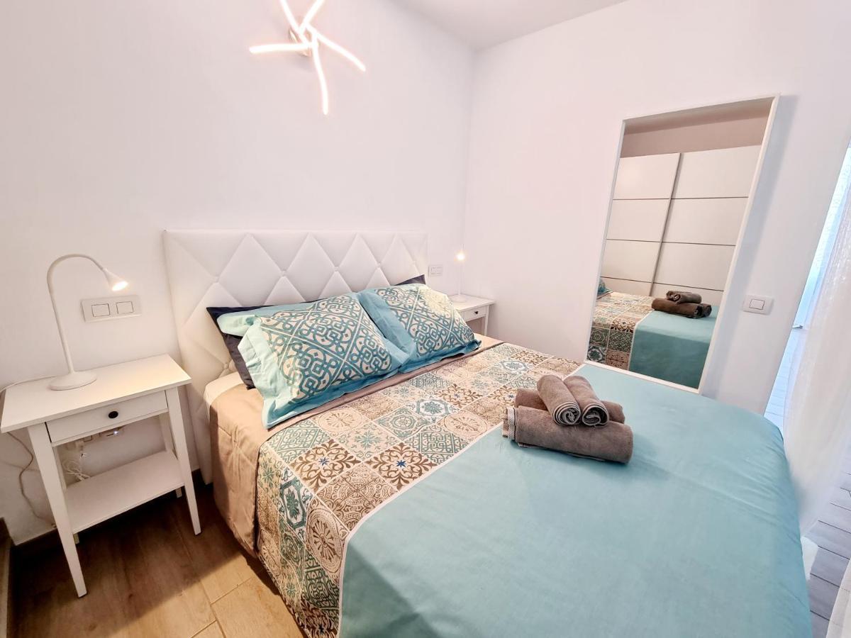 Apartamento Giovanni 09 Playa Roca Коста Тегисе Екстериор снимка